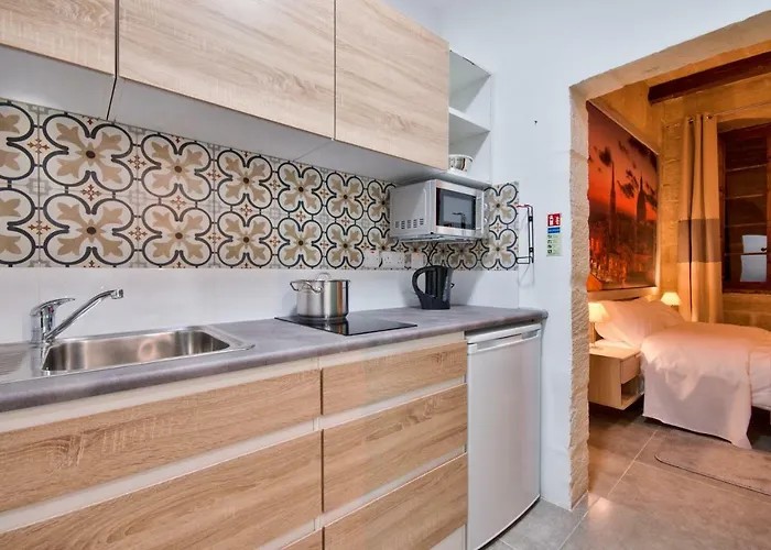 Laparelli Suites: Luxury 2 Pensión La Valeta